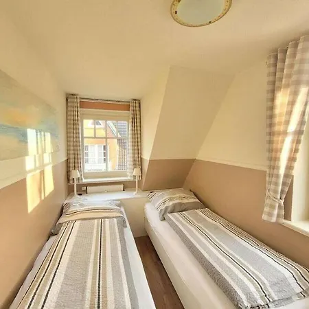 In Wyk With Swimming Pool * Wyk auf Föhr